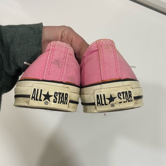 Pink Converse. Men size 7. Women size 9. - Picture 3 of 5
